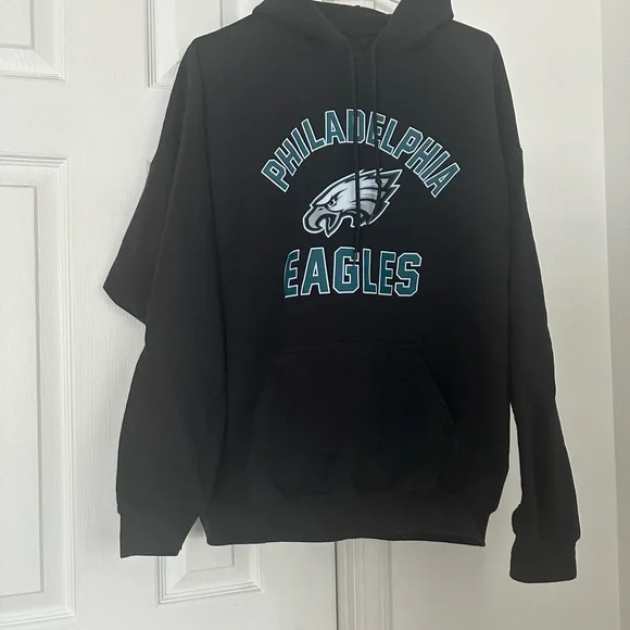 Philadelphia Eagles Black Hoodie - Picture 1 of 2